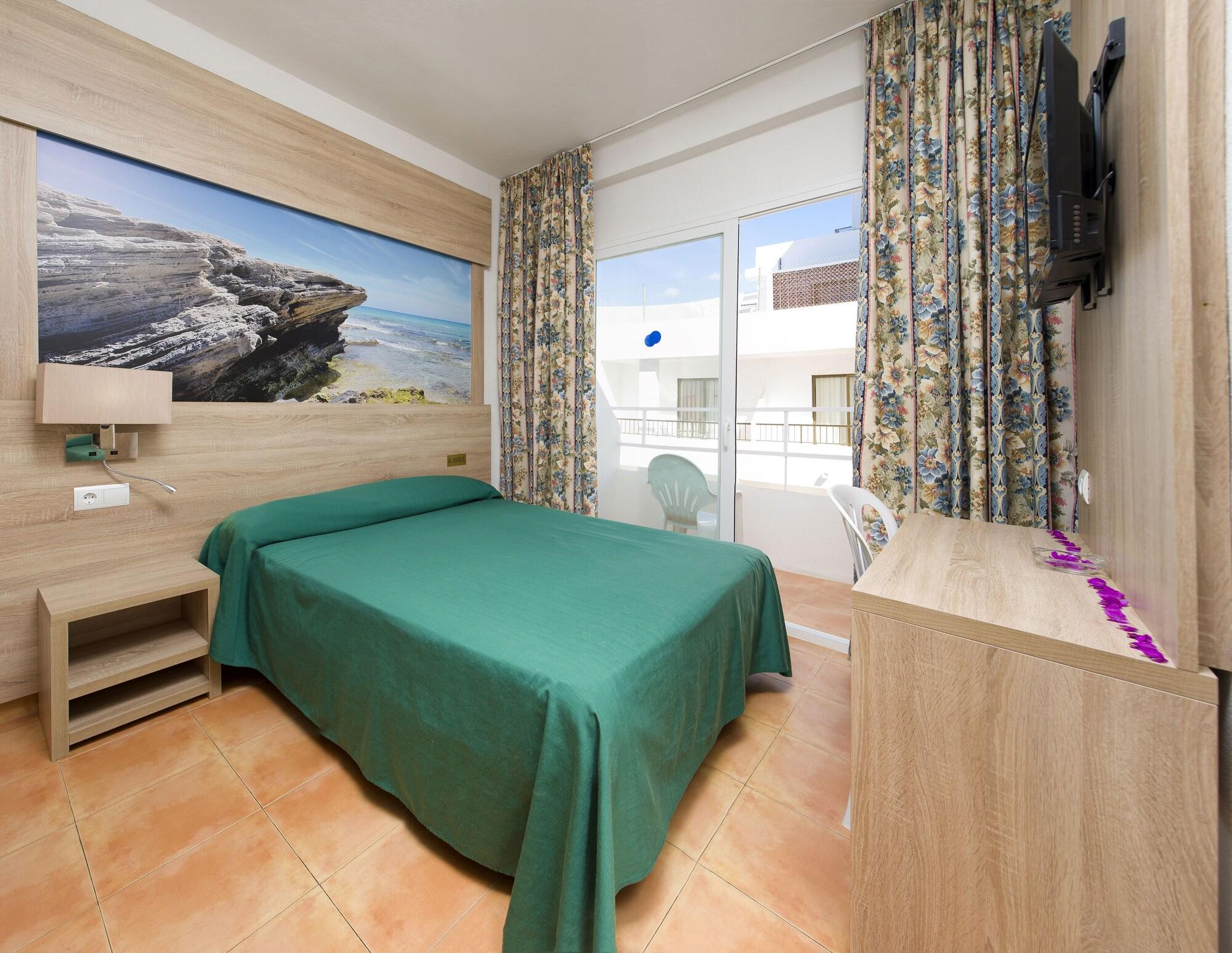Hostal Anibal - Ab Group サンアントニオアバド エクステリア 写真
